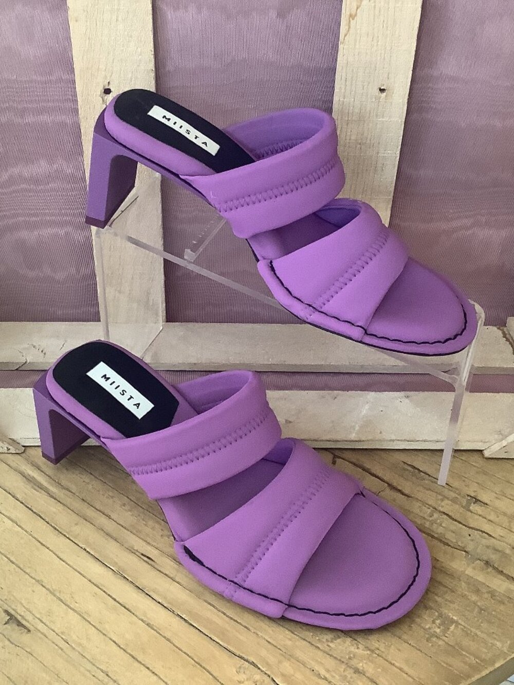 MIISTA Orchid Colored Slides Size 36 (US 6). New w/o Box